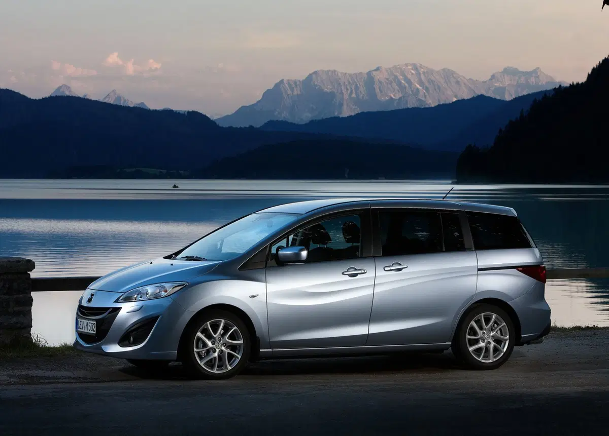 Mazda Mazda5 (2010-13) (8)