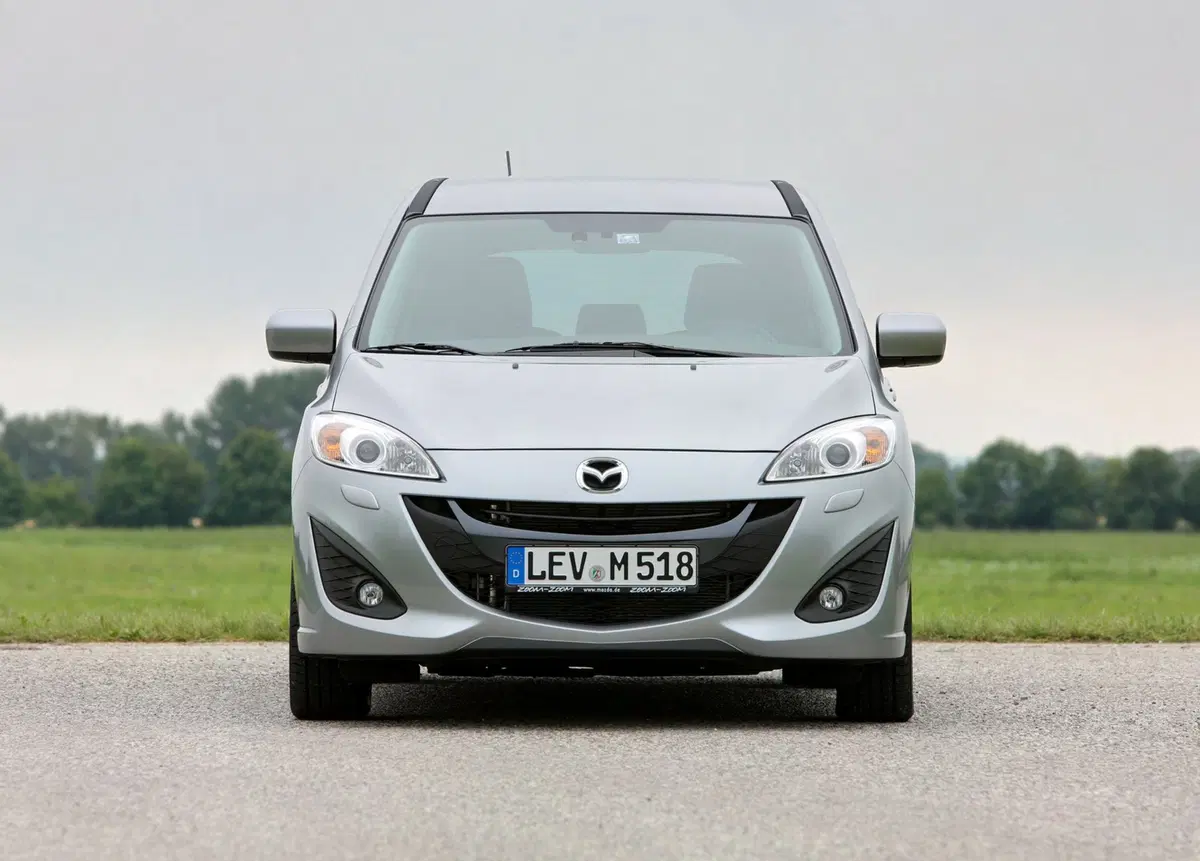 Mazda Mazda5 (2010-13) (10)