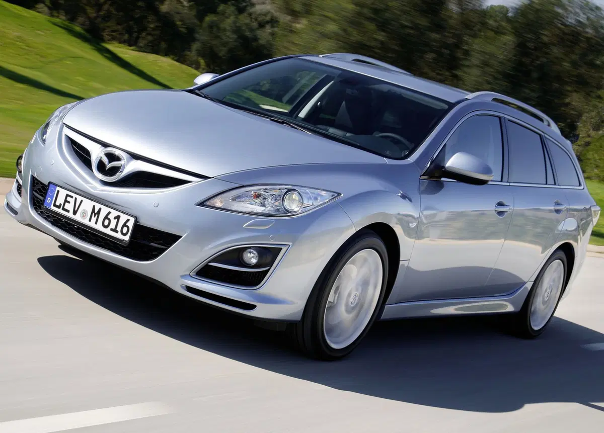 Mazda Mazda6 Station Wagon 2.0 CD 16V 140CV Wagon Luxury (9)