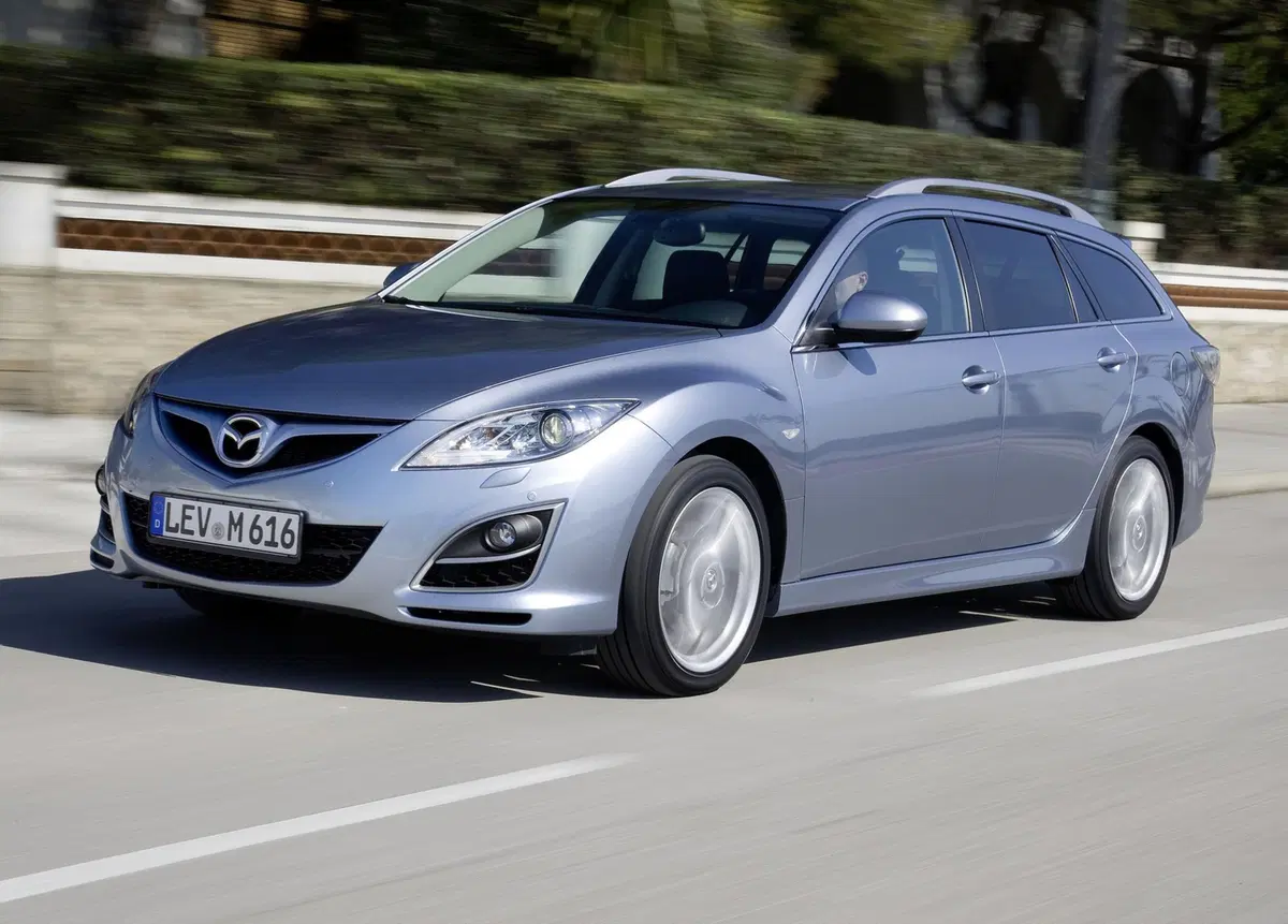 Mazda Mazda6 Station Wagon 2.0 CD 16V 140CV Wagon Luxury (11)