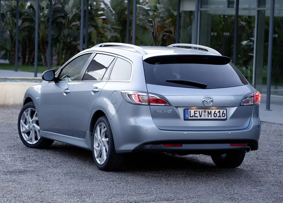 Mazda Mazda6 Station Wagon 2.0 CD 16V 140CV Wagon Luxury (17)