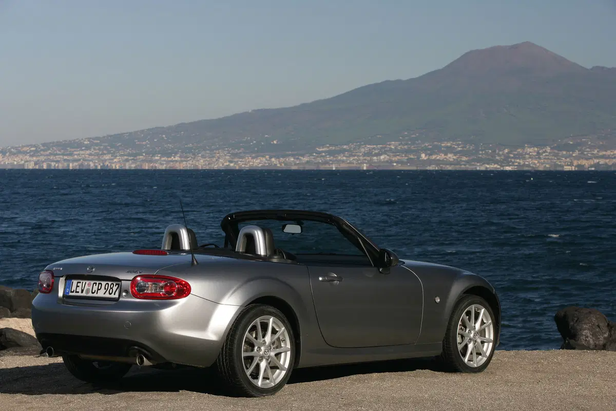 Mazda MX-5 (2005-15) (2)