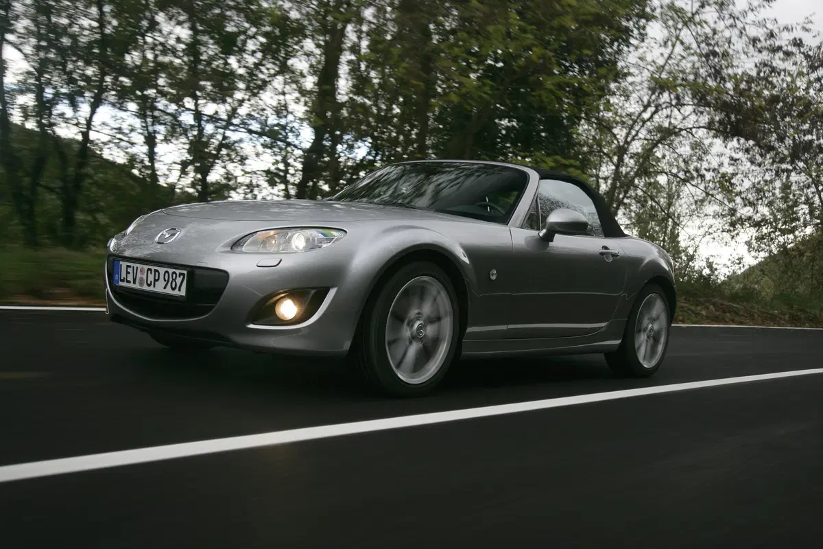 Mazda MX-5 (2005-15) (8)