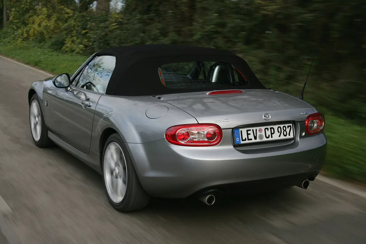 Mazda MX-5 (2005-15) (11)