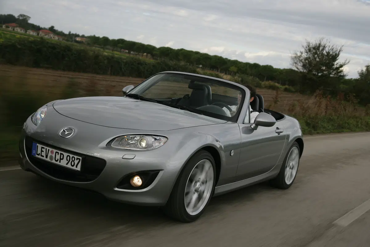Mazda MX-5 (2005-15) (12)