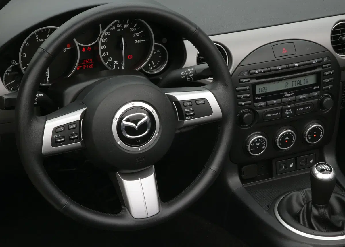 Mazda MX-5 (2005-15) (24)