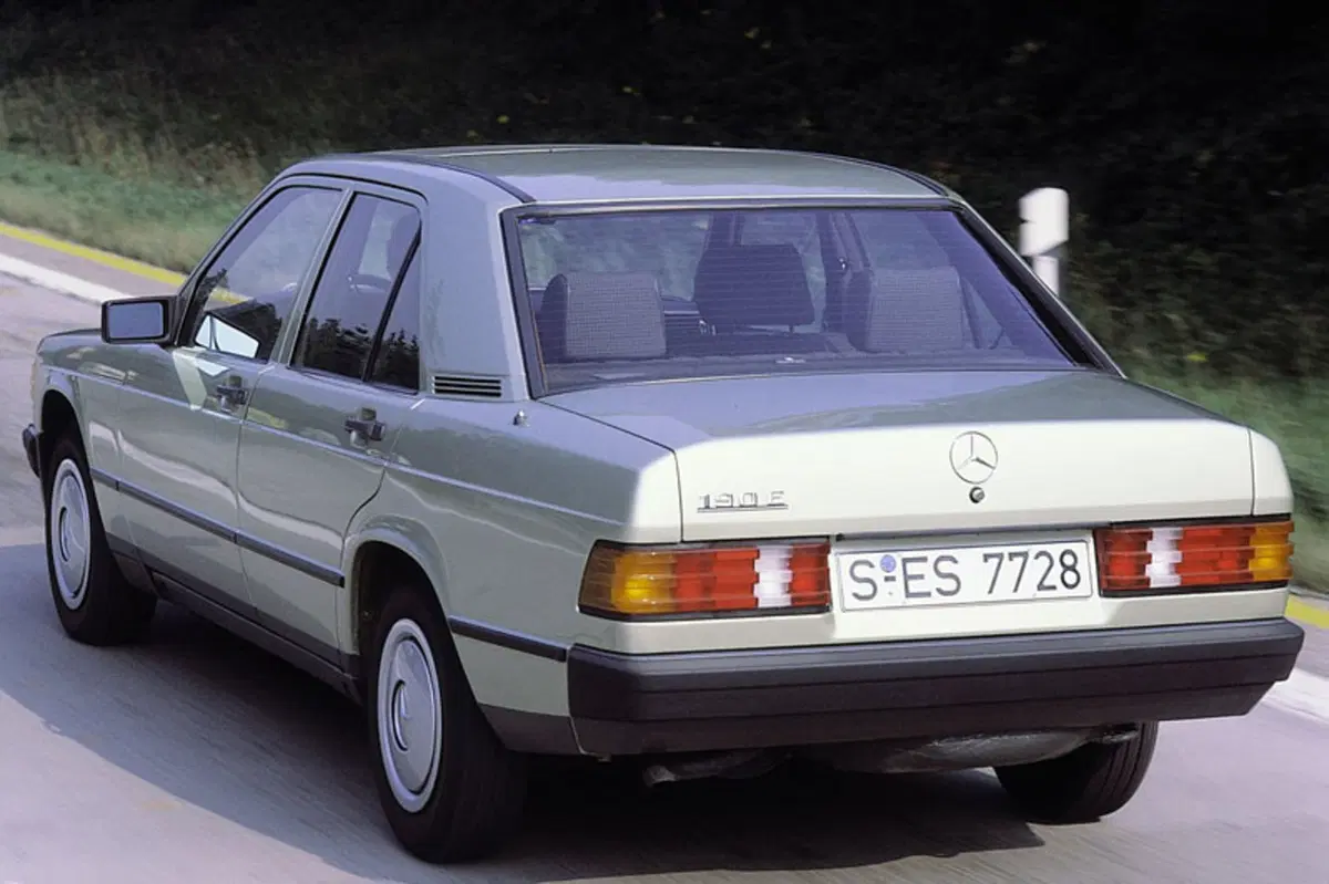 Mercedes-Benz 190 (1983-94) (7)