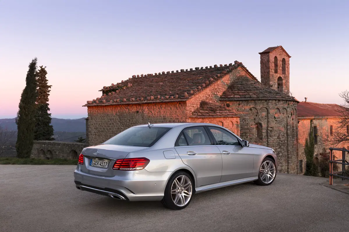 Mercedes-Benz Classe E 200 CDI Executive (14)