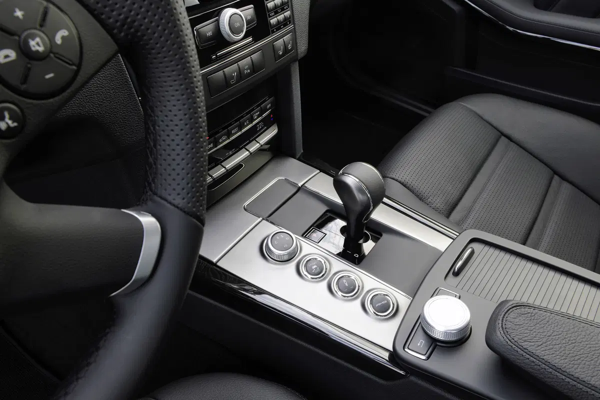 Mercedes-Benz Classe E 200 CDI Executive (46)