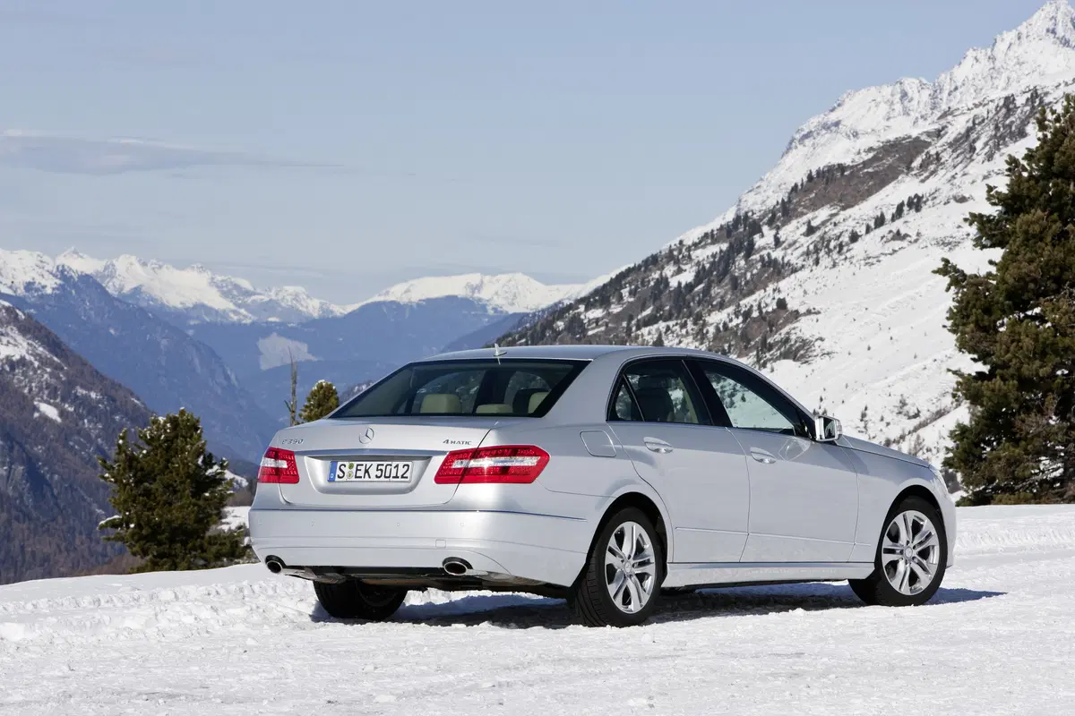 Mercedes-Benz Classe E 200 CDI Executive (60)