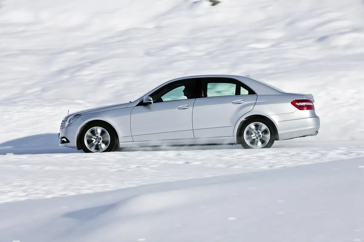 Mercedes-Benz Classe E 200 CDI Executive (61)