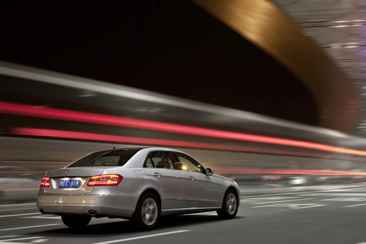 Mercedes-Benz Classe E 200 CDI Executive (74)