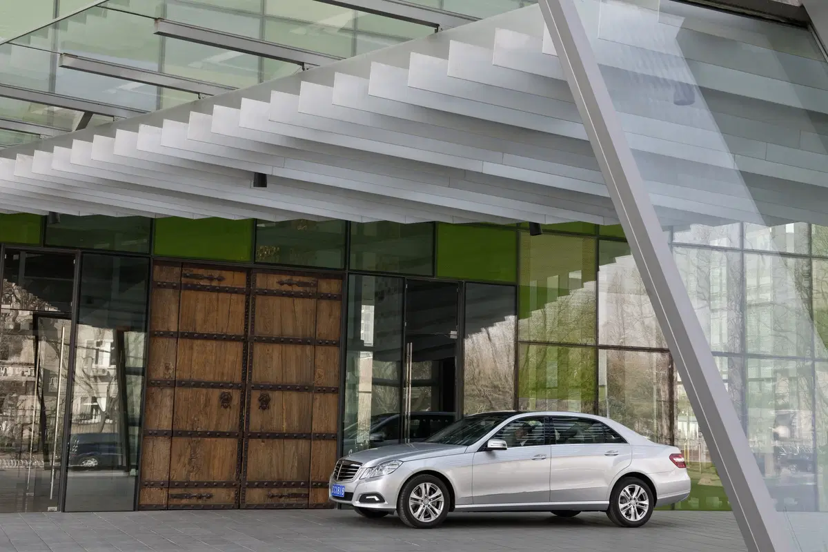 Mercedes-Benz Classe E 200 CDI Executive (80)
