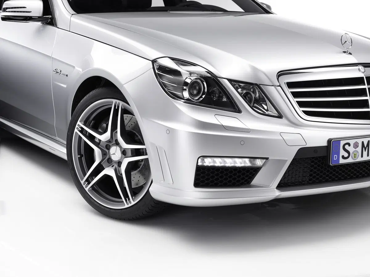 Mercedes-Benz Classe E 200 CDI Executive (95)