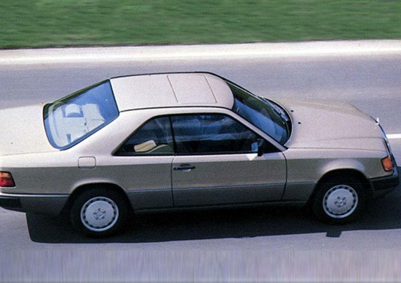Mercedes-Benz 200 Coupé (1990-94) (2)