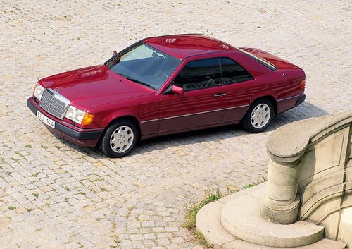 Mercedes-Benz 220 Coup&eacute; (1992-94)