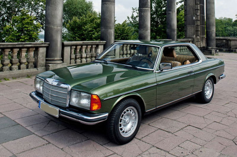 Mercedes-Benz 230 Coupé (1977-86)