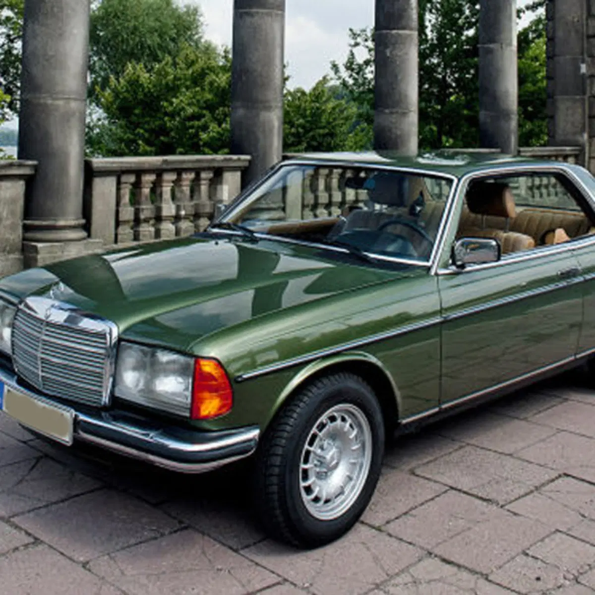 Mercedes-Benz 230 Coupé (1977-86)