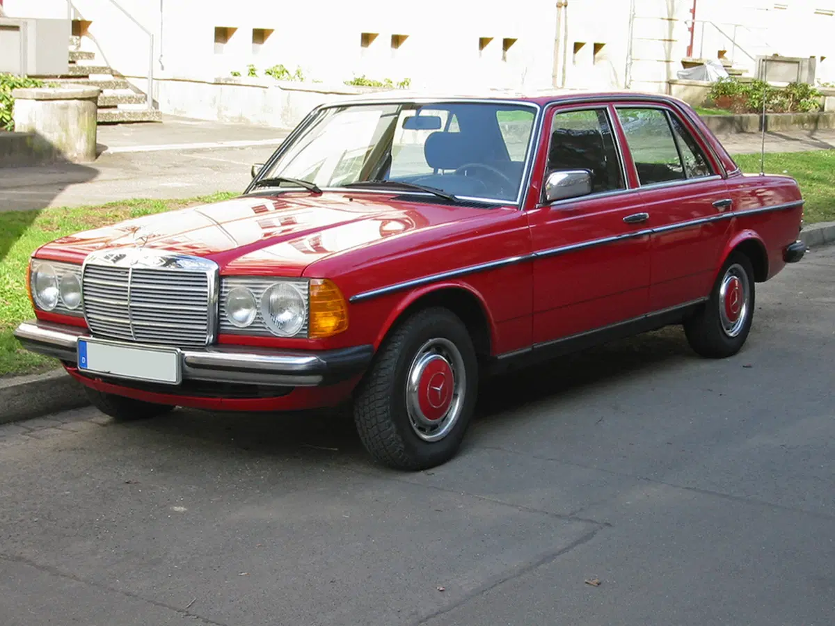 Mercedes-Benz 240 240 D