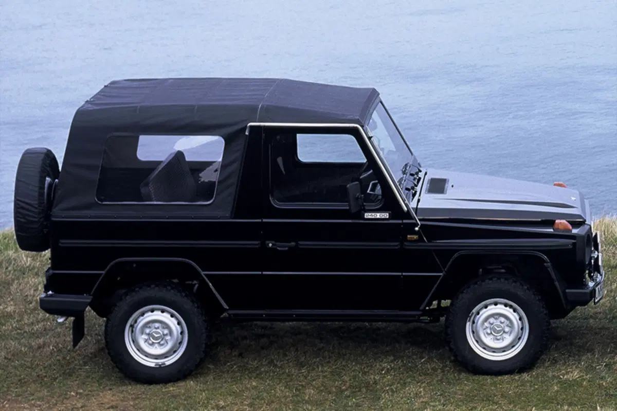 Mercedes-Benz 240 240 GD lungo Furgone (2)