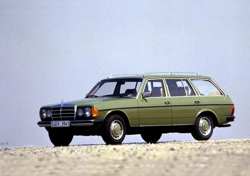 Mercedes-Benz 240 Station Wagon (1979-86) (2)