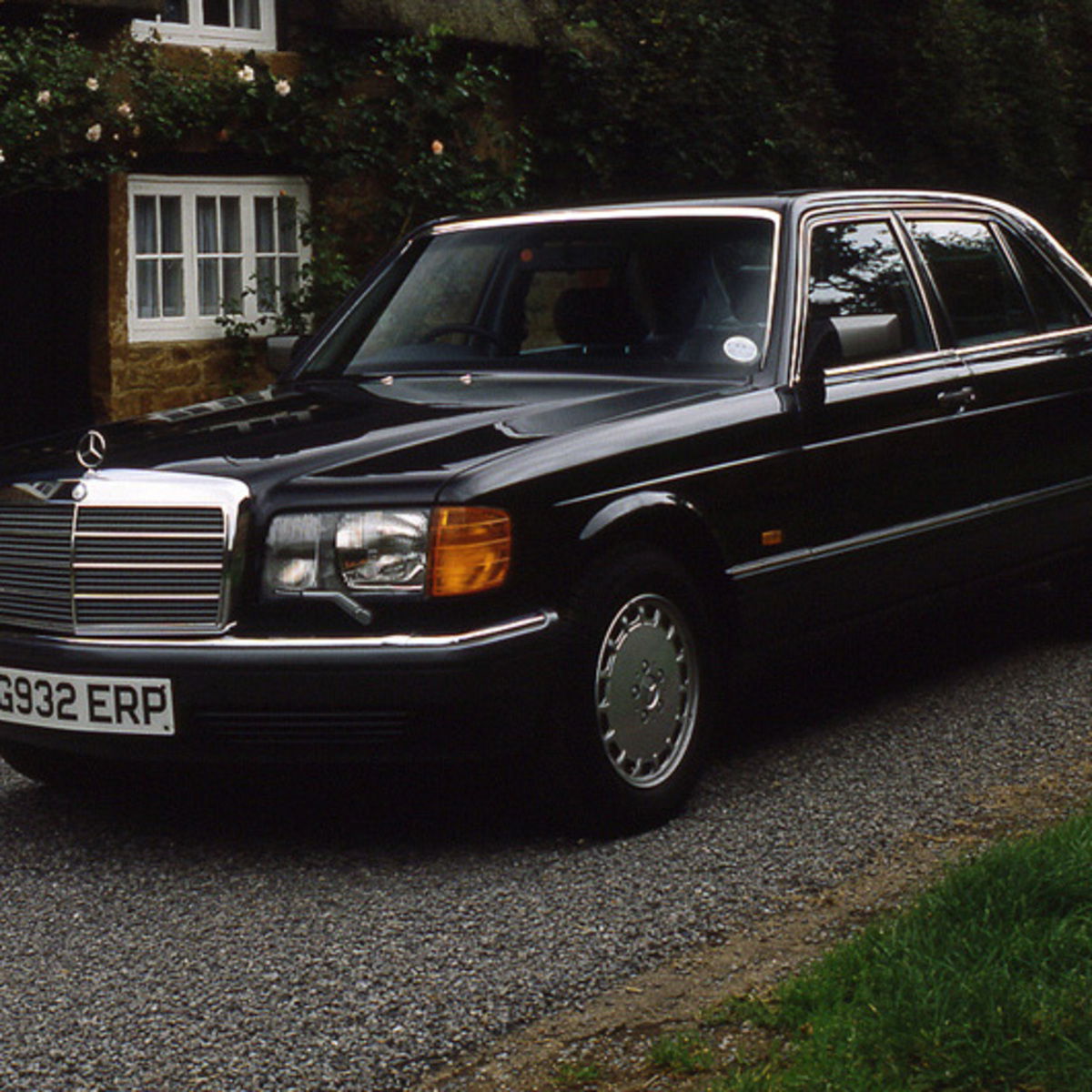 Mercedes-Benz 300 (1986-91)