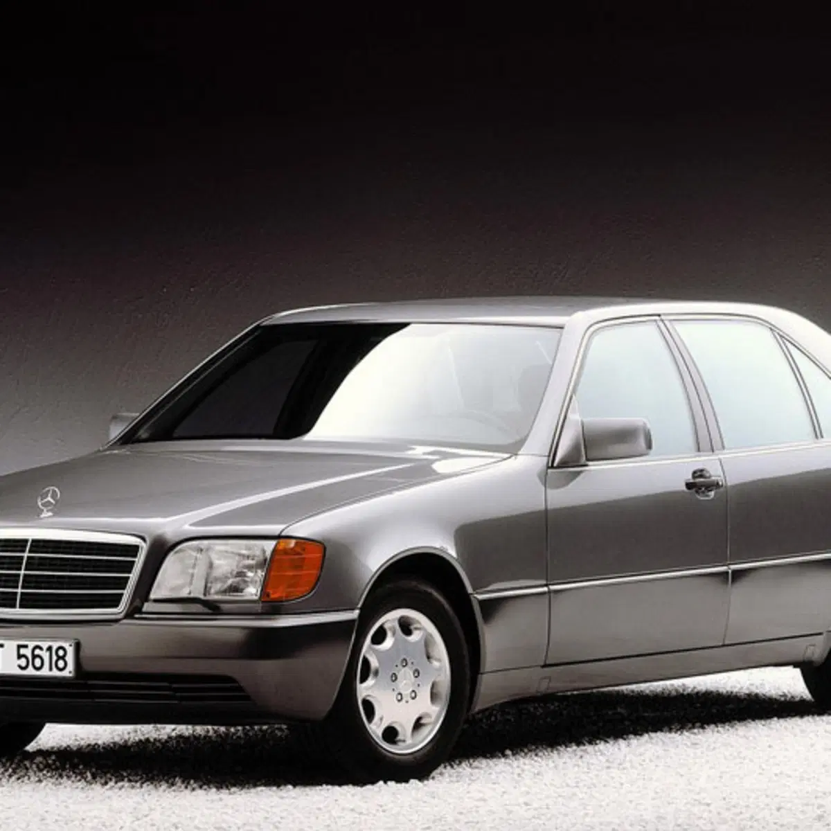 Mercedes-Benz 600
