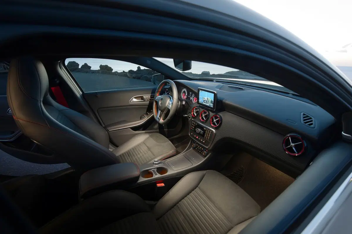 Mercedes-Benz Classe A (2012-18) (52)