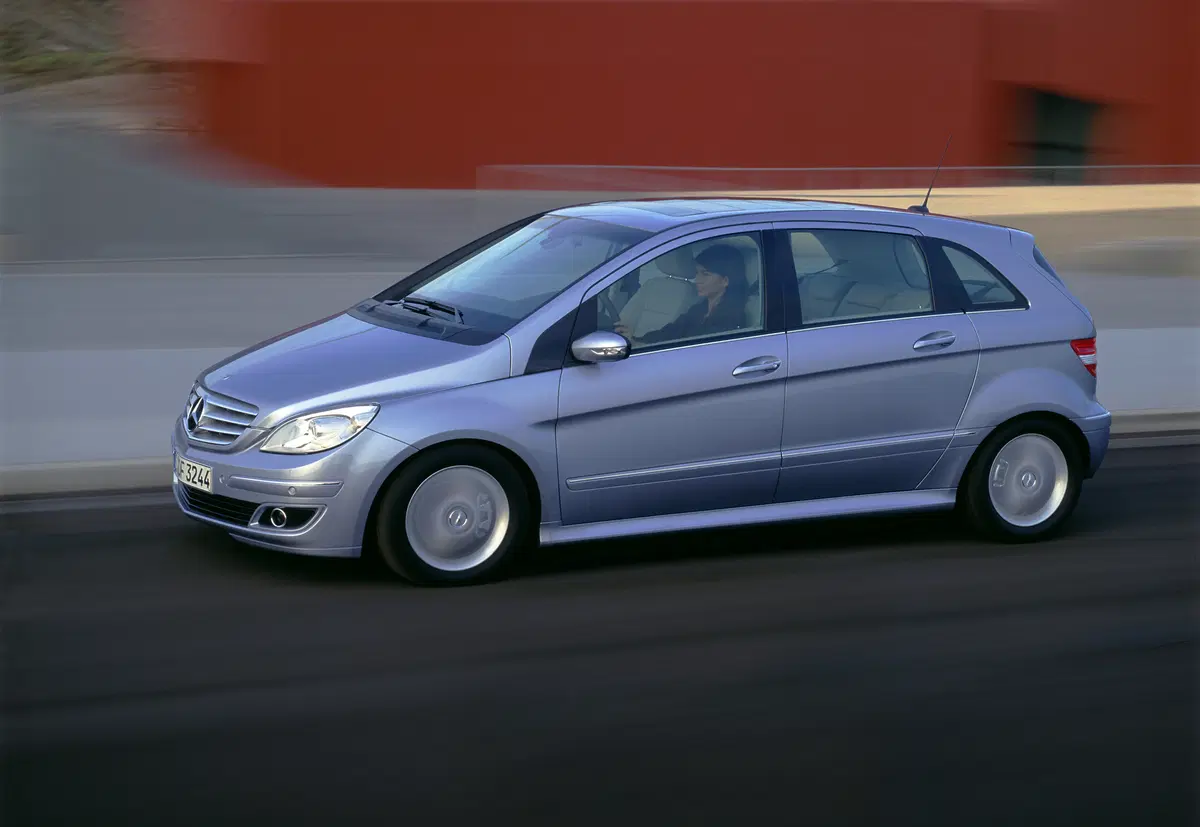 Mercedes-Benz Classe B 170 NGT (3)