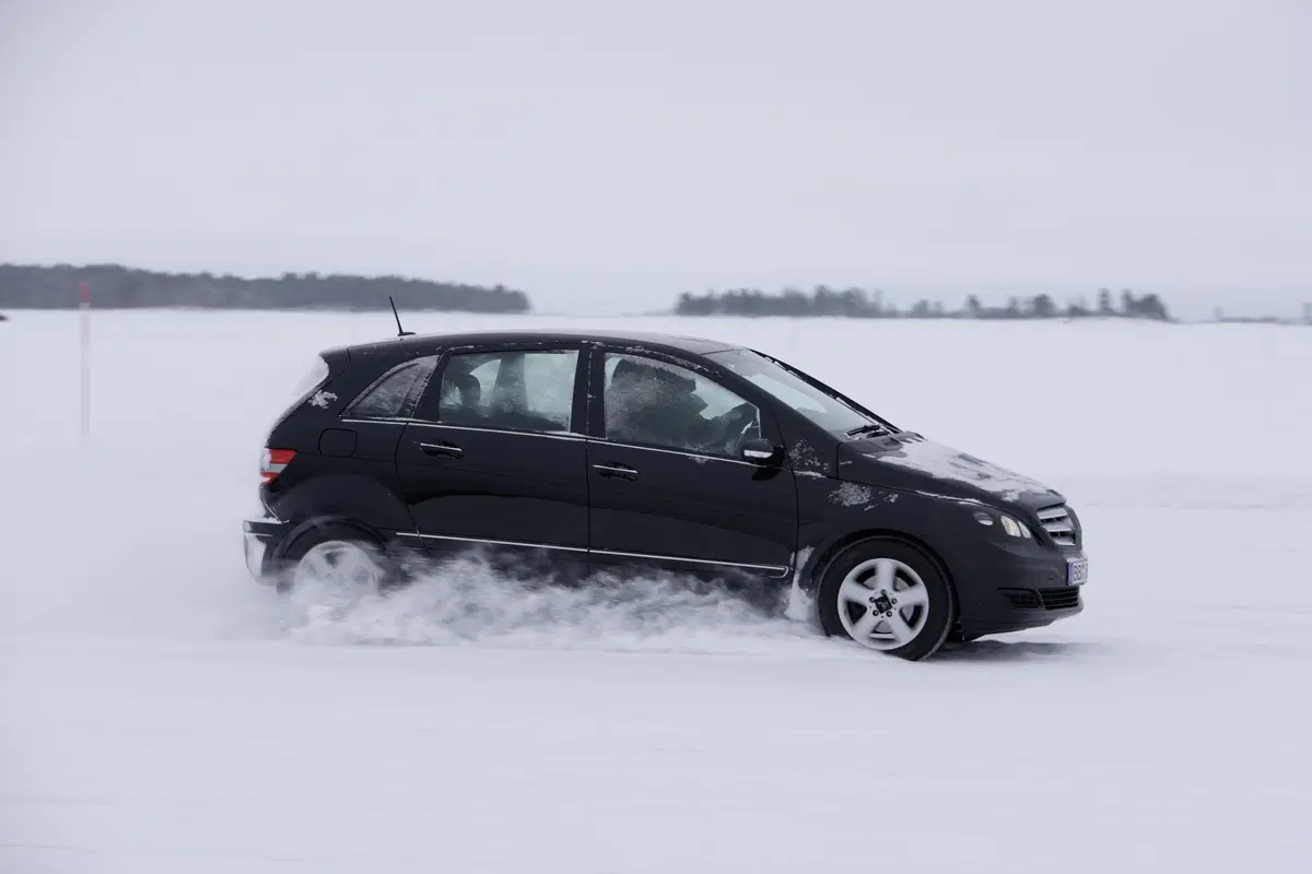 Mercedes-Benz Classe B 170 NGT (14)