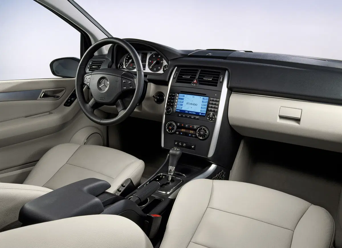 Mercedes-Benz Classe B 170 NGT (21)