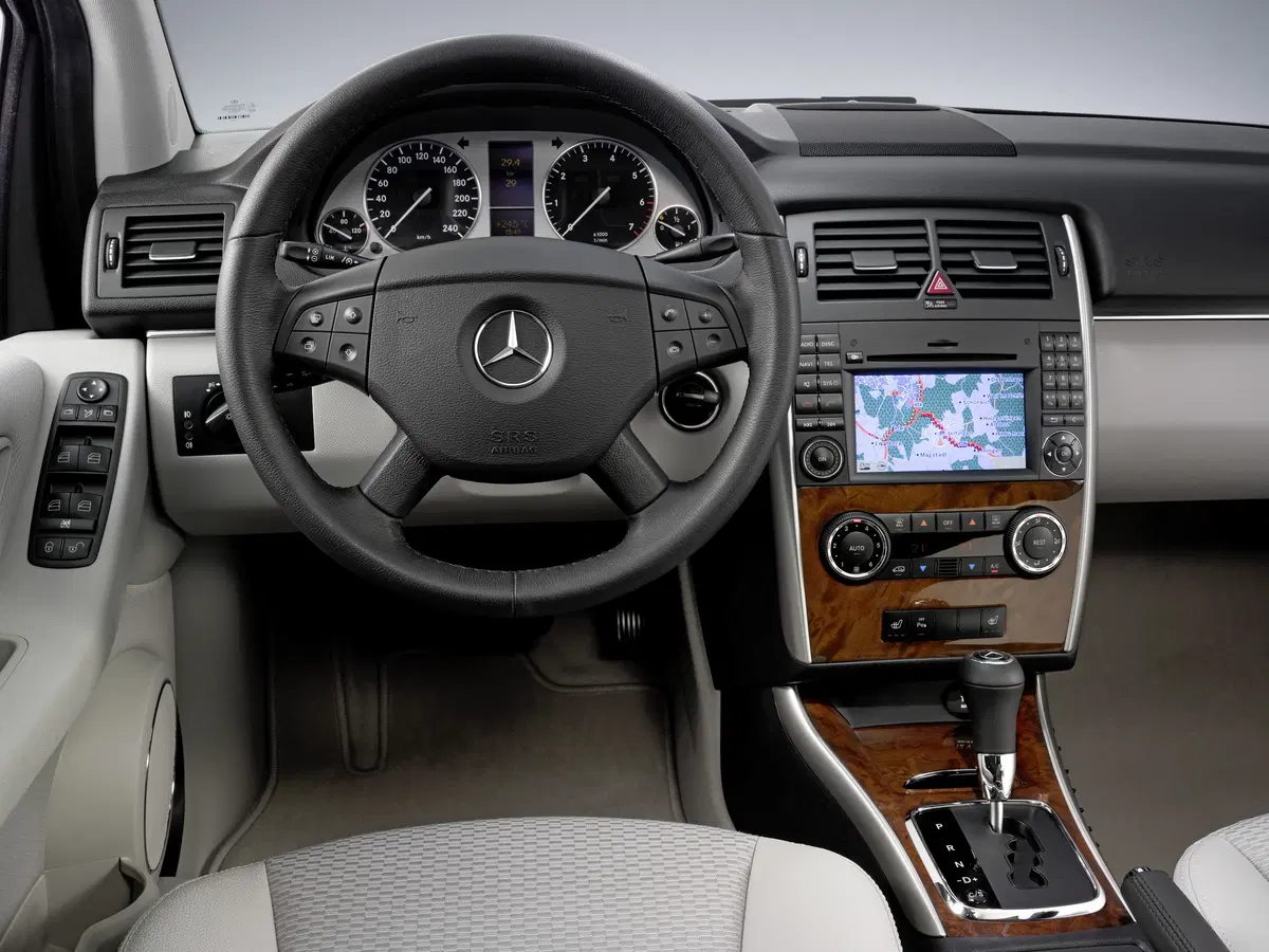 Mercedes-Benz Classe B 170 NGT (27)