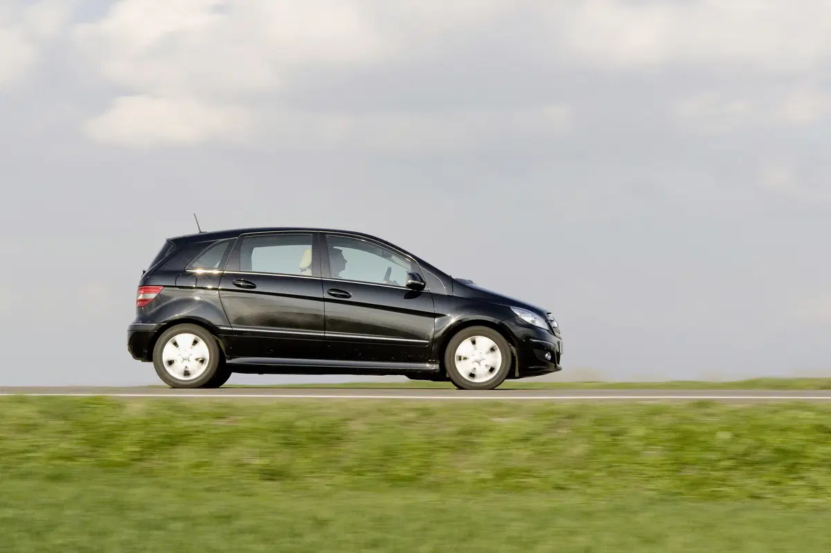 Mercedes-Benz Classe B 170 NGT (61)