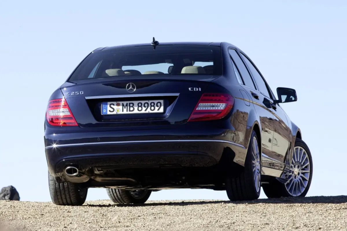 Mercedes-Benz Classe C 250 CDI 4Matic Executive (10)