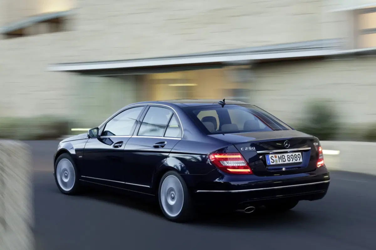 Mercedes-Benz Classe C 250 CDI 4Matic Executive (11)