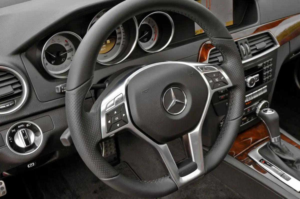 Mercedes-Benz Classe C 250 CDI 4Matic Executive (16)