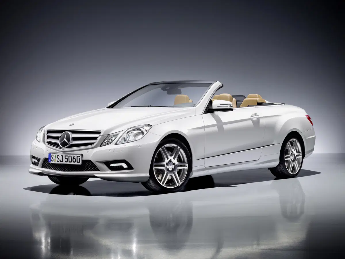 Mercedes-Benz Classe E Cabrio 220 d Cabrio Premium (31)