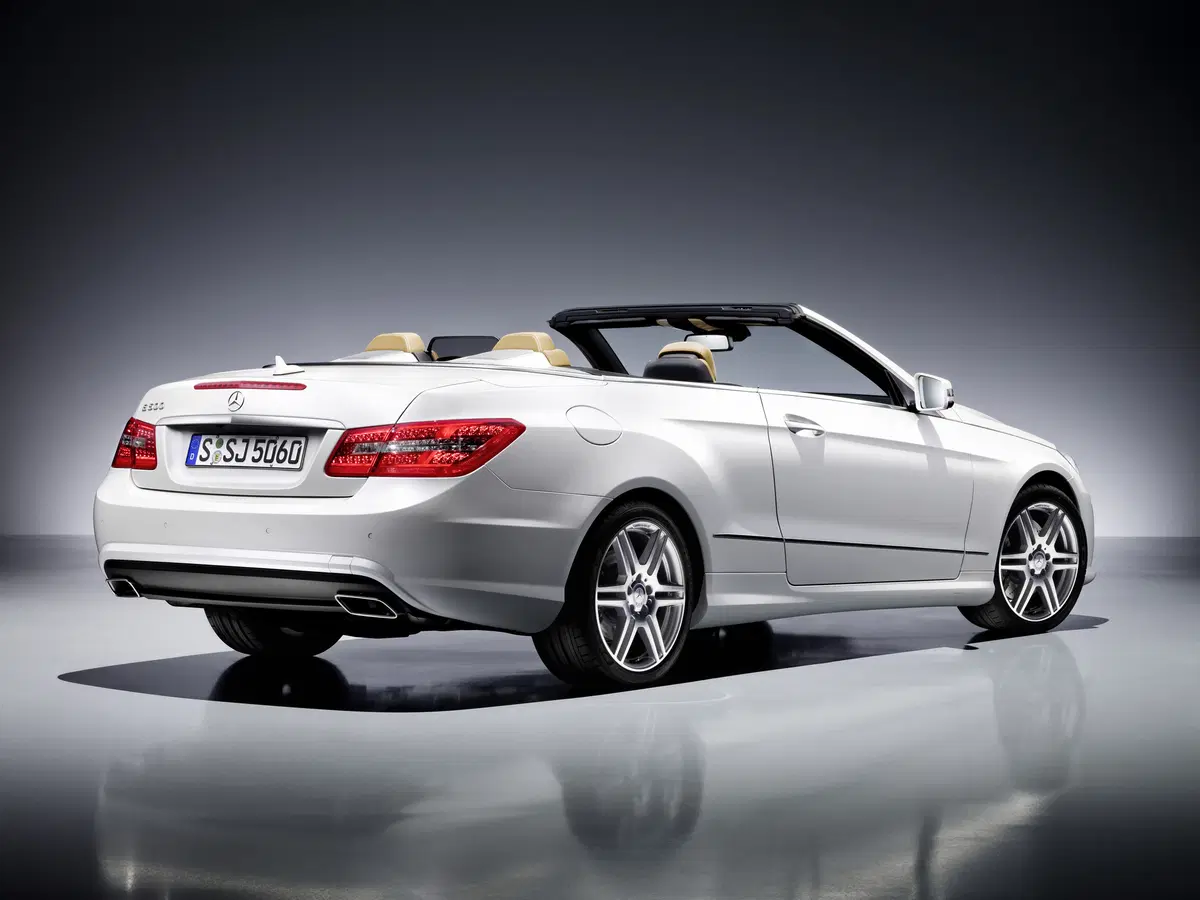 Mercedes-Benz Classe E Cabrio 220 d Cabrio Premium (32)