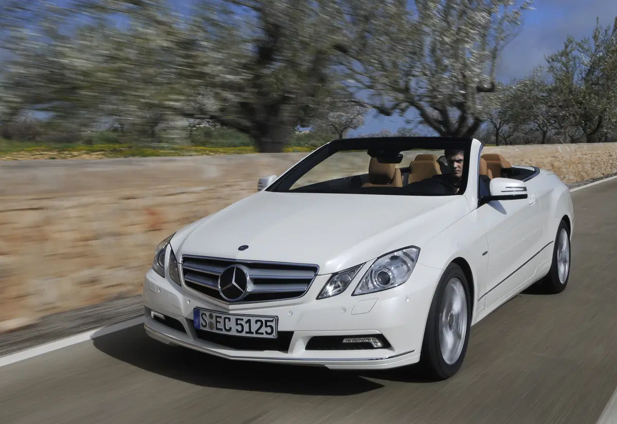 Mercedes-Benz Classe E Cabrio 220 d Cabrio Premium (49)