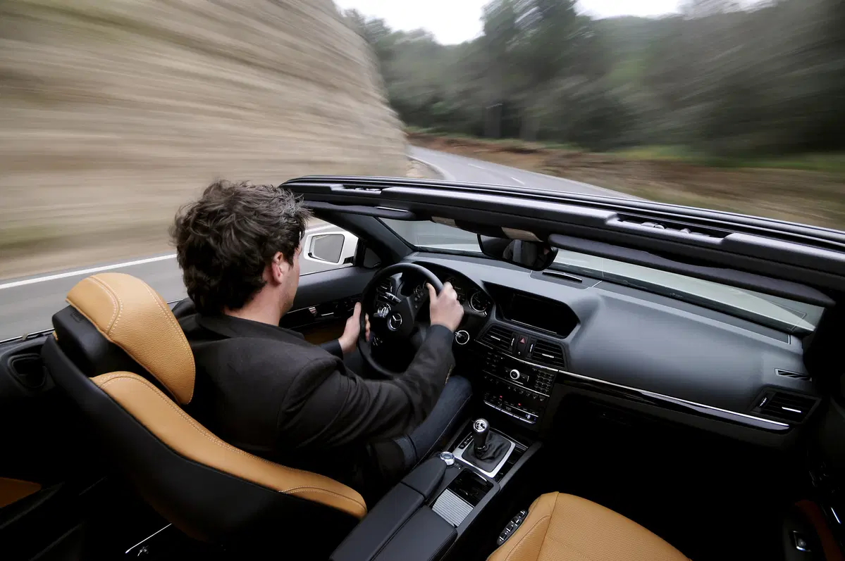 Mercedes-Benz Classe E Cabrio 220 d Cabrio Premium (53)