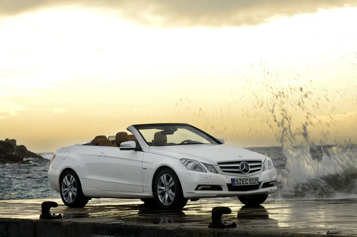 Mercedes-Benz Classe E Cabrio 220 d Cabrio Premium (54)