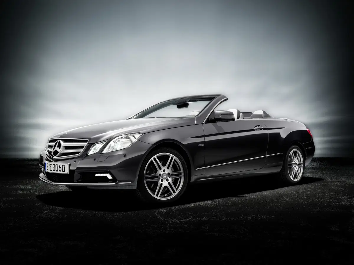 Mercedes-Benz Classe E Cabrio 220 d Cabrio Premium (74)