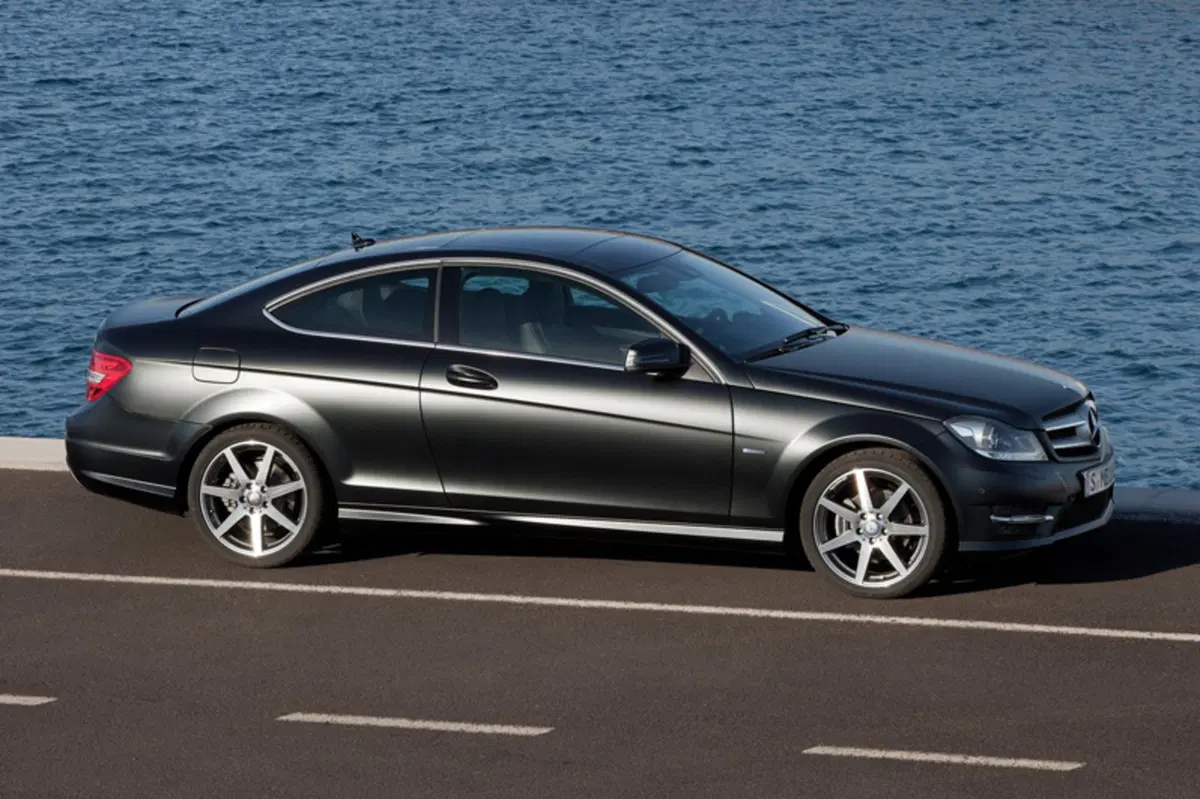 Mercedes-Benz Classe C Coupé 180 Coupé Executive (6)