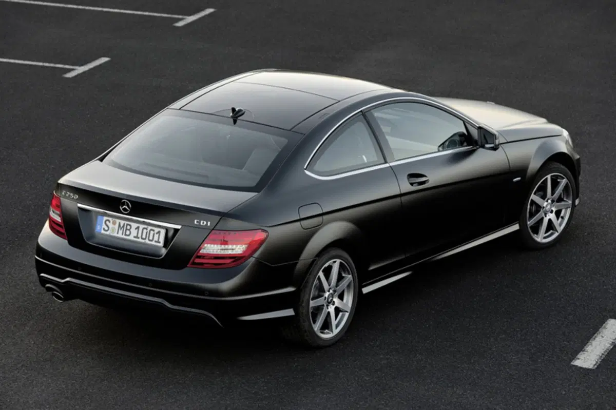 Mercedes-Benz Classe C Coupé 180 Coupé Executive (8)
