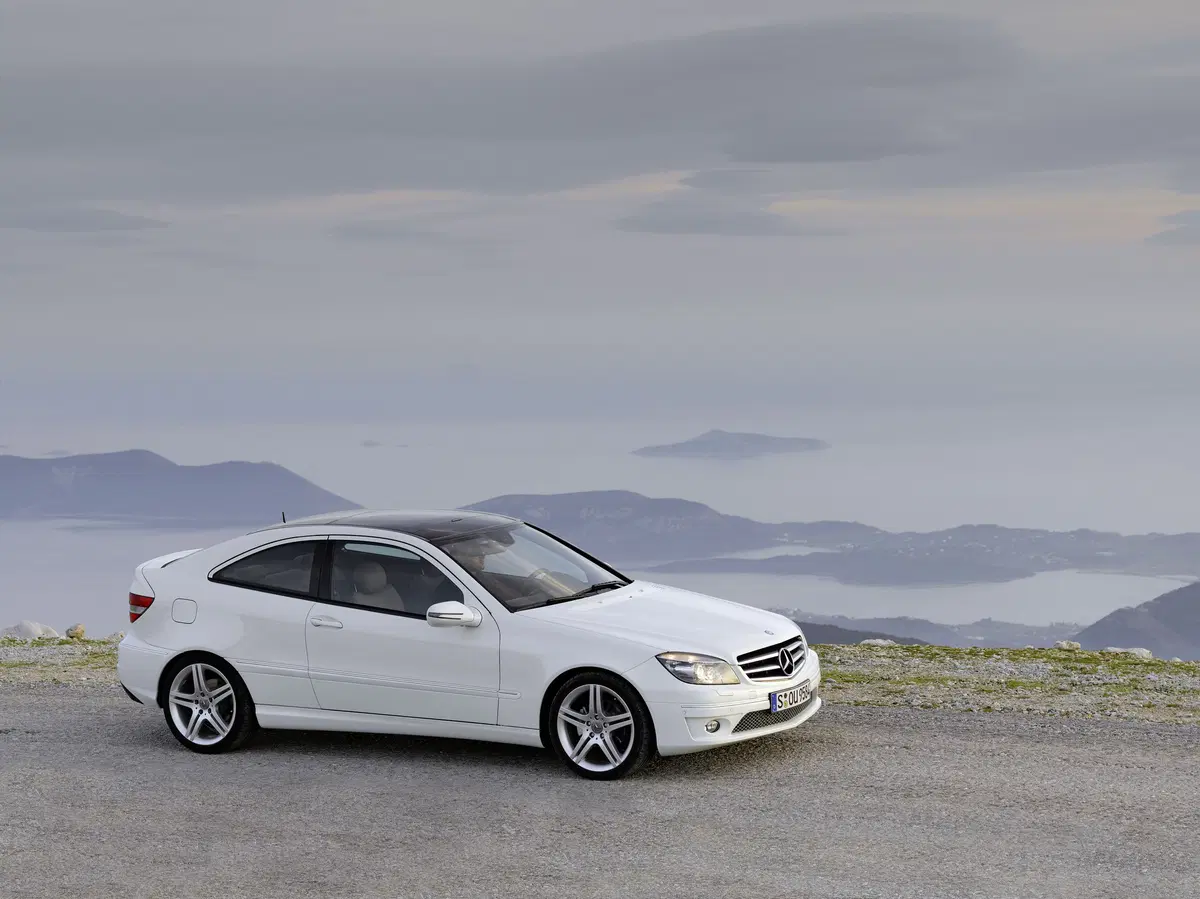 Mercedes-Benz CLC (2008-11) (8)
