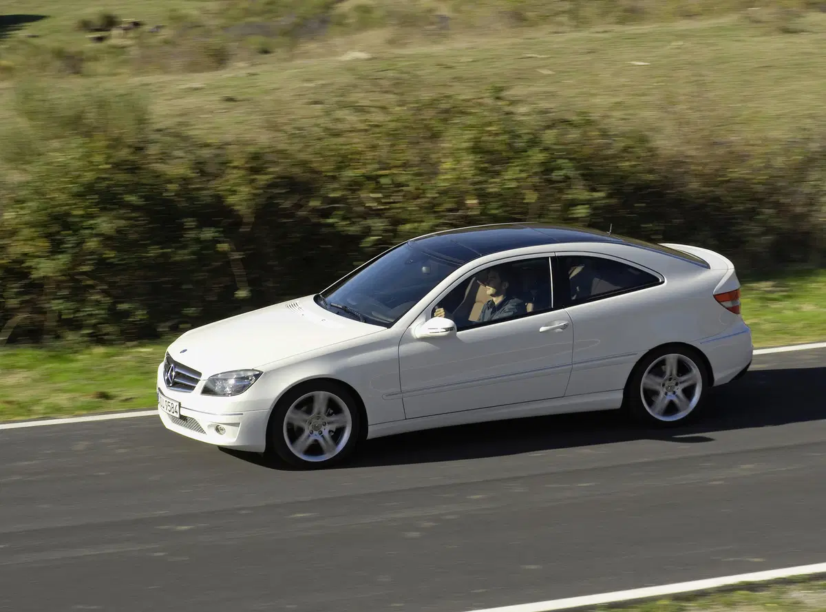 Mercedes-Benz CLC (2008-11) (28)