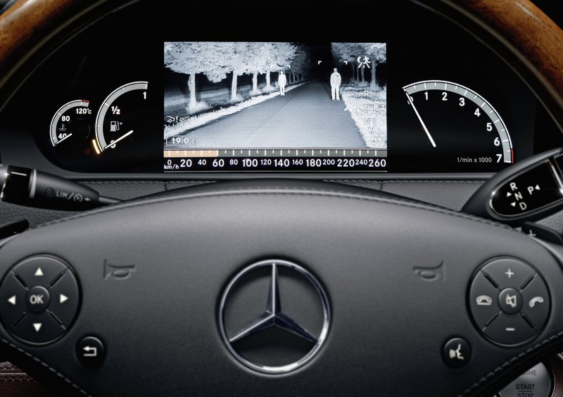Mercedes-Benz CL (2006-13) (25)