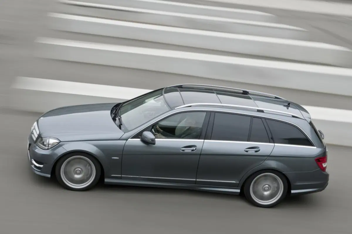 Mercedes-Benz Classe C Station Wagon 220 CDI BlueEFFICIENCY Elegance (6)
