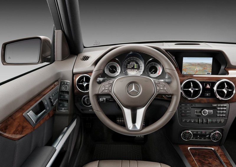 Mercedes-Benz GLK (2008-15) (18)