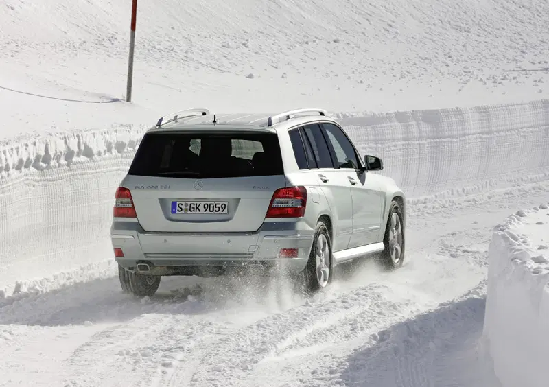 Mercedes-Benz GLK (2008-15) (46)